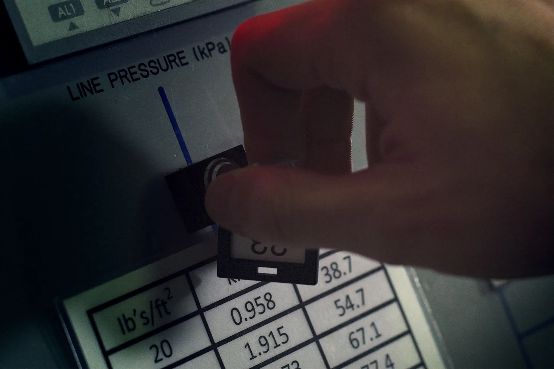影视制作如何选型?广告拍摄与后期剪辑设备对比分析